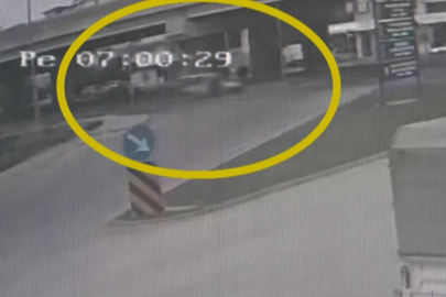 Yolun Karşısına Geçmek İsterken Otomobil Çarptı