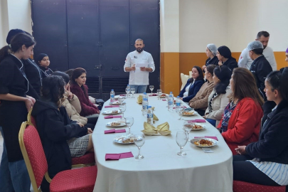 Öğrenciler Annesi için Yemeğini Yaptı, Velilerin Jüri Olduğu Etkinlikte Unutulmaz Anlar Yaşandı