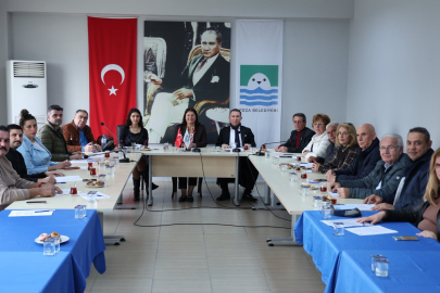 Foça Meclisi'nde Tartışma