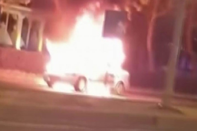 Seyir Halindeki Otomobil Alev Alev Yandı