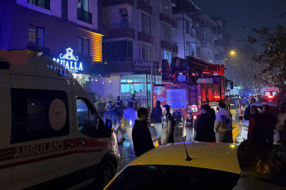 Sinir krizi geçirdi, evini yere serdi