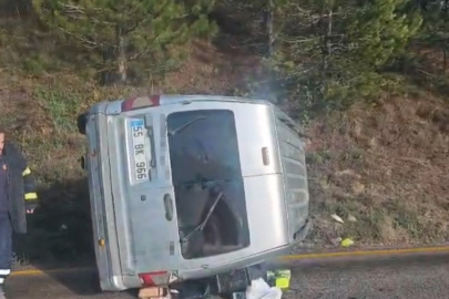 Hafif Ticari Araç Yan Yattı: 1 Yaralı