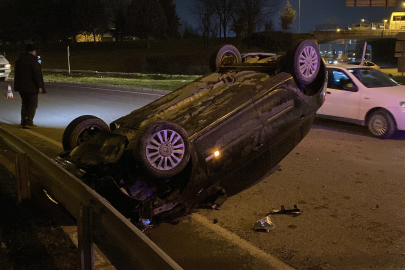 Kontrolden çıkan otomobil takla attı