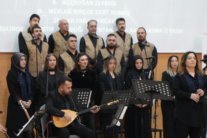Öğretmenlerden Türkü Şöleni