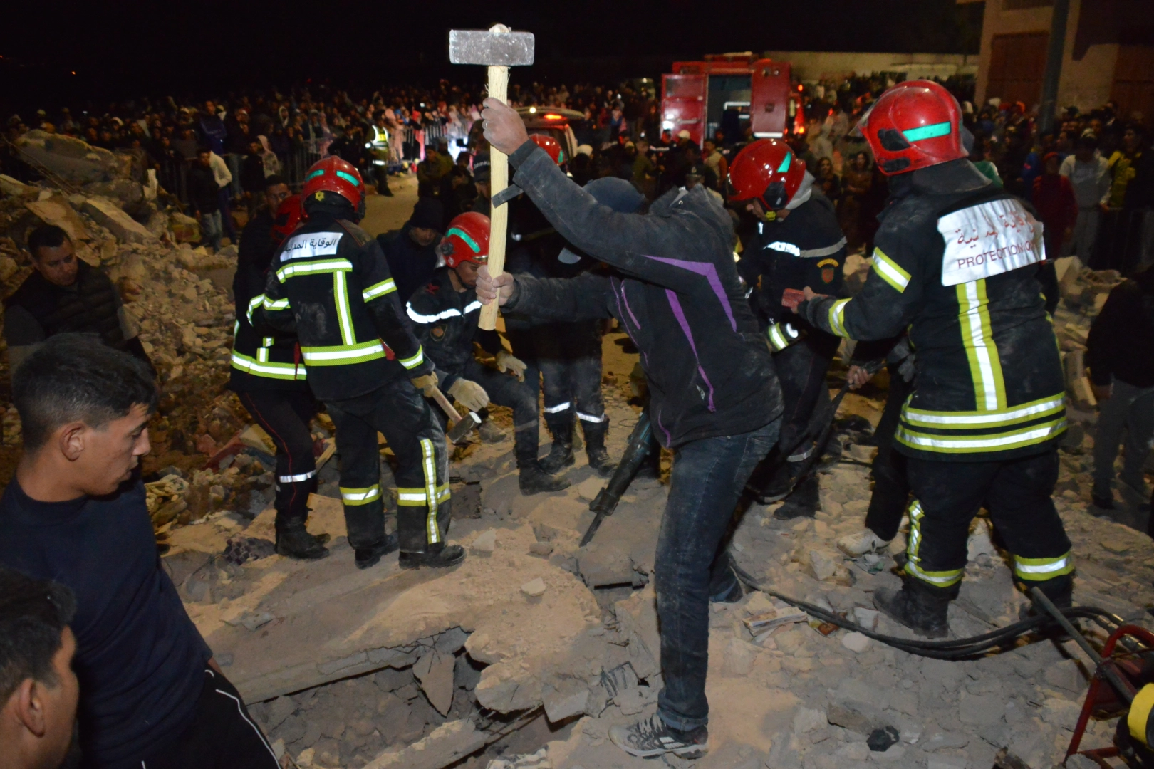 Son Dakika! Çöken binalarda can kaybı 22'ye yükseldi!