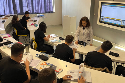 Özel bursluluk sınavlarıyla öğrencinizin durumunu öğrenirken, stresini de yenin