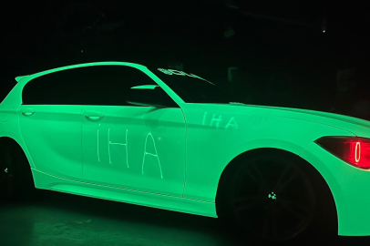 Eskişehir'de ışık gibi yanan aracı görenler bir daha bakıyor