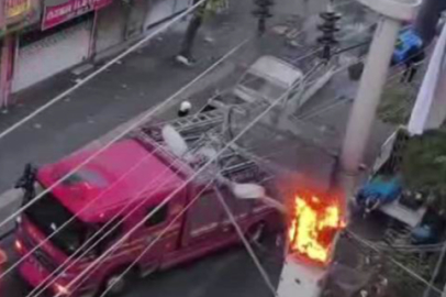 Aşırı Yüke Dayanamayan Trafo Alev Topuna Döndü