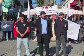 Muhalif görüşlü gruplar arasında tartışma! İşte görüntüler!