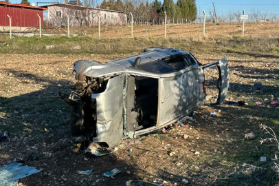 Uşak’ta feci kaza: 1’i bebek 5 yaralı