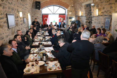 Başkan Aydın, Muhtarlar ve Vatandaşlarla Ördekli Kültür Merkezi’nde Bir Araya Geldi