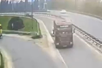 Çaldığı tır ile TEM Otoyolu'ndaki dinlenme tesisinde yakalandı