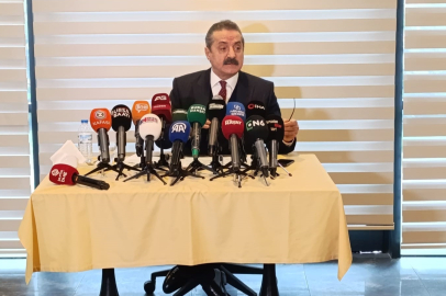 Faruk Çelik: "Bursaspor bir şehir takımıdır, Bursa sahip çıkmazsa bu kulüp ayakta kalamaz"