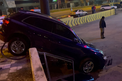 Kaza Yapan Sürücüden Gülümseten Hareket