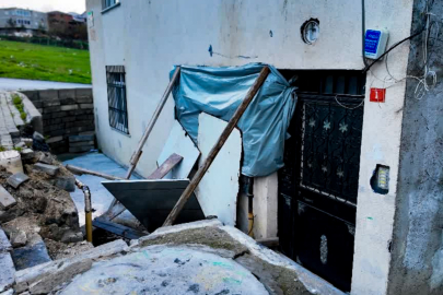 Panelvan Araç Daireye Daldı