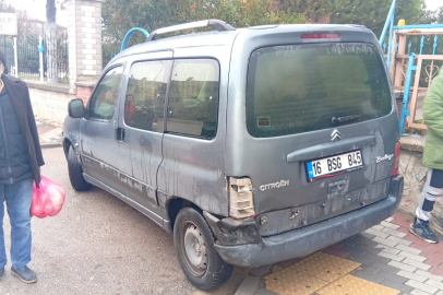 İnegöl'de Kaza: 2 Yaralı