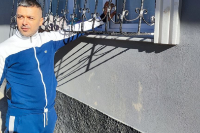 Karga Bir Evi Mesken Tuttu: Komşular Şaşkın