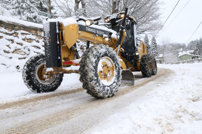 Osmangazi’de Karla Mücadele Gece Gündüz Sürüyor