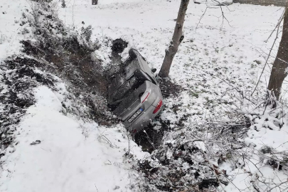 Yoğun Kar Yağışı Kazaya Neden Oldu: 3 Yaralı