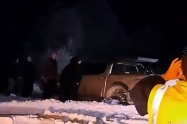 Yayla Yolunda Mahsur Kalan 6 Kişi Ekiplerin Çalışmasıyla Kurtarıldı