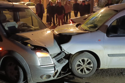 İnegöl'de Feci Kaza: 3 Yaralı