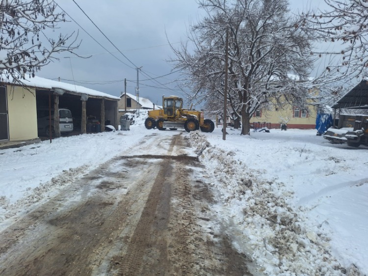 Hasta vatandaşlar sağlık ekiplerine ulaştırıldı
