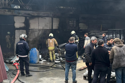 Plastik İmalathanesi Alevlere Teslim Oldu