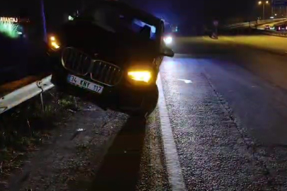 Antalya'da lüks cip bariyerlerde asılı kaldı