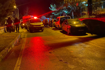 Bursa'da bıçaklı kavgada 20 yaşındaki genç yaralandı