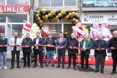 Yenişehir’de Kuaför Alihan’ın Yeni Dükkânı Hizmete Açıldı