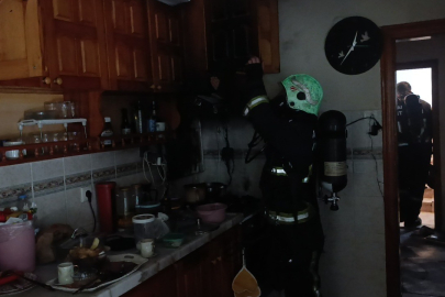 Ocakta unutulan yağ facia getiriyordu