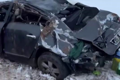 Otomobil Takla Attı: 2 Kişi Ölümden Döndü