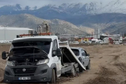 Çamurda Zincirleme Kurtarma Operasyonu