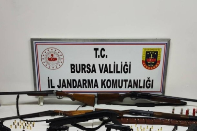 Bursa'da Jandarmadan Cephanelik Gibi Eve Baskın