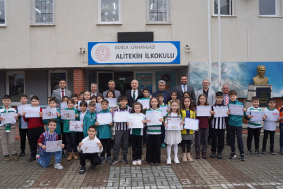 Orhangazi’de miniklerin karne sevinci