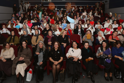 Nilüfer’de kadınlar iyilik için ilmek attılar