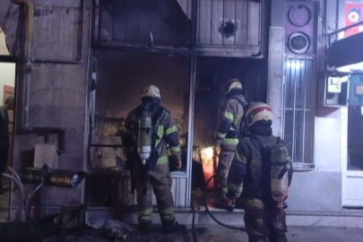 Bursa'da çay ocağında gece yarısı yangın