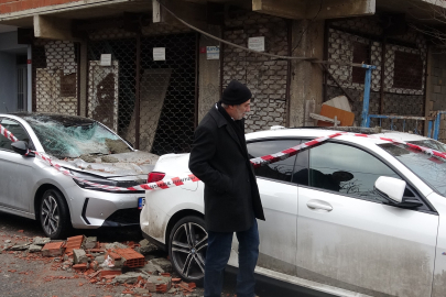 Balkon Çöken Apartman Faciadan Döndü!