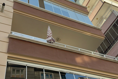 Balkondan düşen yaşlı kadın feci şekilde can verdi