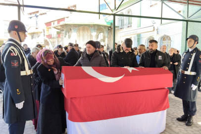 Kıbrıs Gazisi 73 yaşında son yolculuğuna uğurlandı