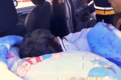 Küçük Çocuk Damdan Düşünce Ekipler Seferber Oldu!