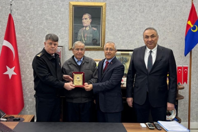 İnegöllü çiftçi 70 milyonluk mal varlığını jandarmaya bağışladı