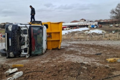 Kontrolden Çıkan Araç Korkutan Anlar Yaşattı!