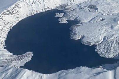 Nemrut Krater Gölü'nün kış güzelliği mest etti