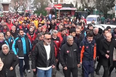 6 Şubat şehitleri için sessiz yürüyüş