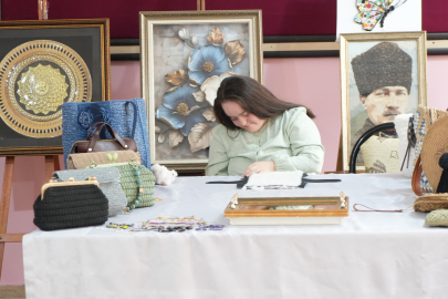 Down Sendromlu Rabia'nın Sanattaki Başarısı!