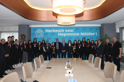 Nilüfer’in şampiyon kızları