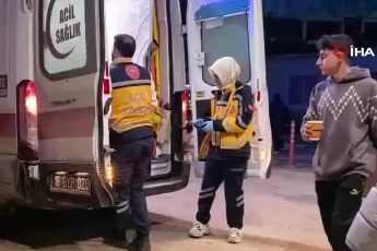 Bursa'da 14 yaşındaki ehliyetsiz sürücü park halindeki araçlara çarptı: 4 gencin durumu kritik