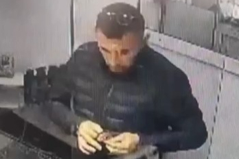 Bursa’da sahte altın vurgunu: Kuyumcuları dolandırdılar, kameralara yakalandılar