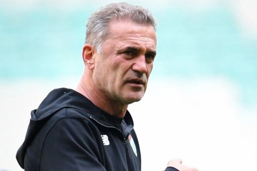 Bursaspor'da Tahsin Tam ile yollar ayrıldı